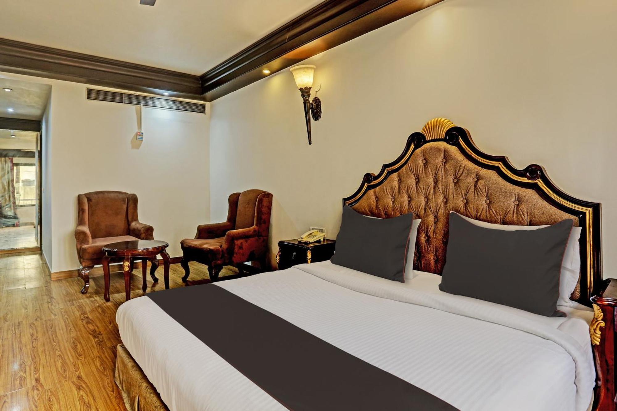 Hotel Townhouse The Royce New Friends Colony Nuova Delhi Esterno foto